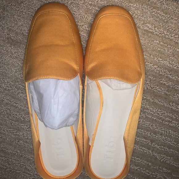 Tibi Yellow Slip On flats - Picture 4 of 4